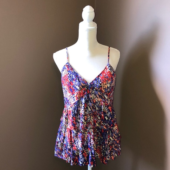 Elle Tops - NWT - Tanktop